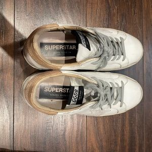 Golden goose superstar